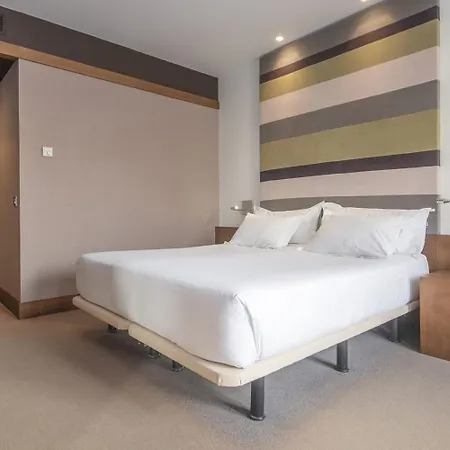 Blau Caldas מלון אוביידו